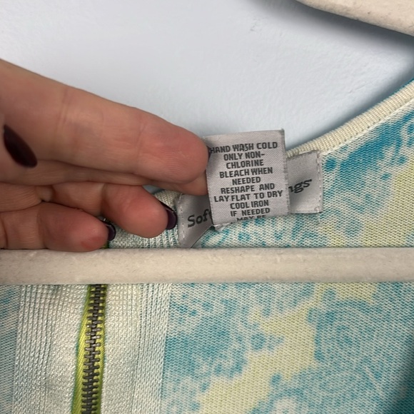 Soft Surroundings large back zip damask pattern colorful knit top - Picture 4 of 8